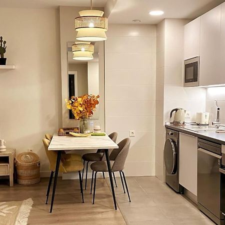 Nuevo Moderno Apartamento De Lujo Sevilla Bagian luar foto