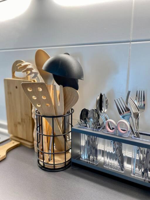 Nuevo Moderno Apartamento De Lujo Sevilla Bagian luar foto
