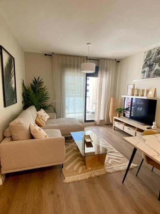 Nuevo Moderno Apartamento De Lujo Sevilla Bagian luar foto